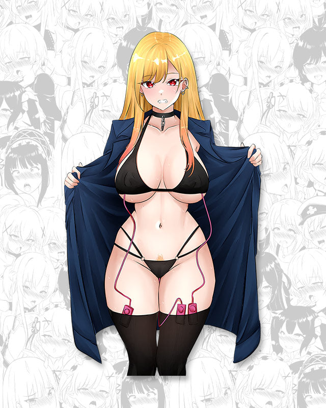 Marin Exhibitionist Kiss Cuts